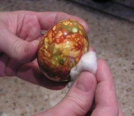 как покрасить яйца